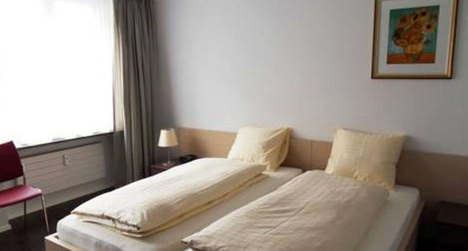 Ema Hospitality Service Apartment, Pune 4
